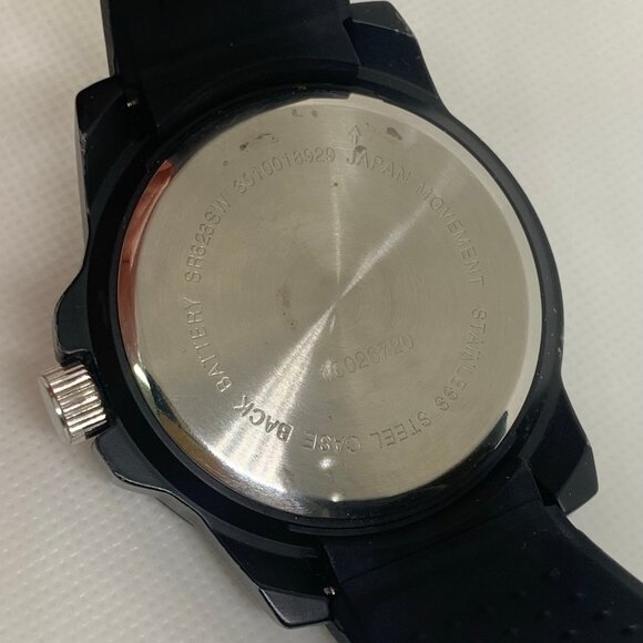 Unlisted men wrist watch quartz analog 50mm case size white indices running - Picture 7 of 7